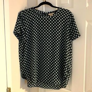 Loft Work Top with Side Slits Sz L